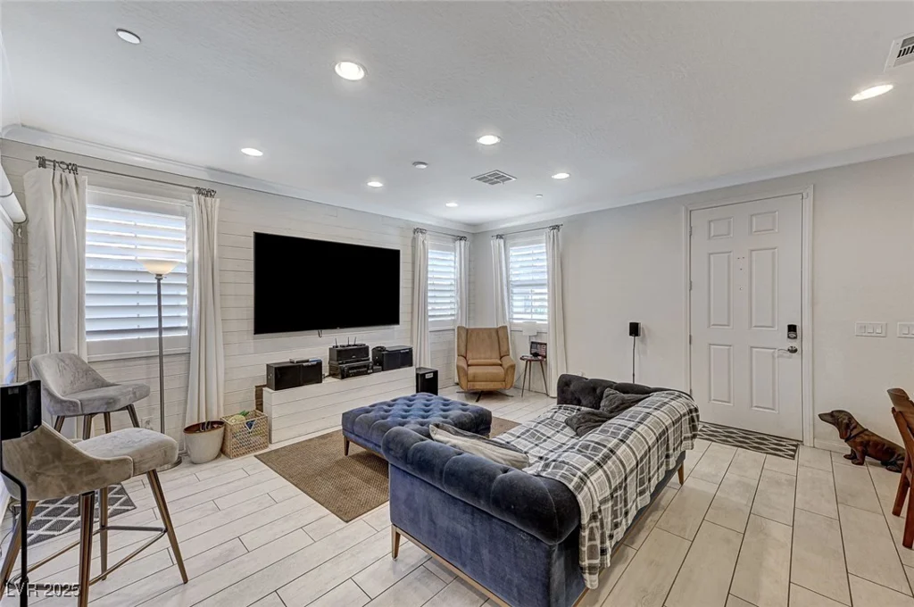 134 Lomita Heights, Las Vegas, NV 89138