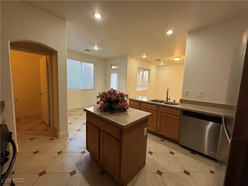 6546 Churnet Valley, Las Vegas, NV 89139