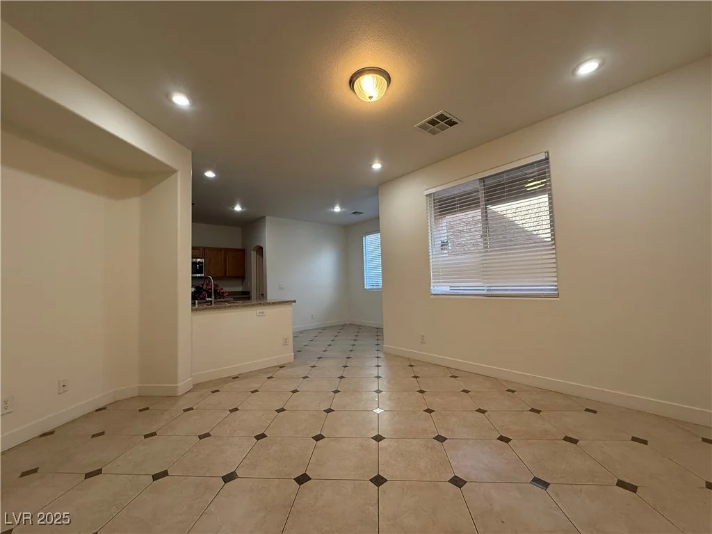 6546 Churnet Valley, Las Vegas, NV 89139