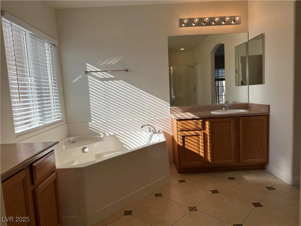6546 Churnet Valley, Las Vegas, NV 89139