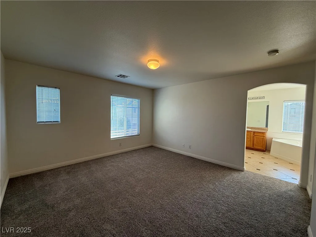 6546 Churnet Valley, Las Vegas, NV 89139