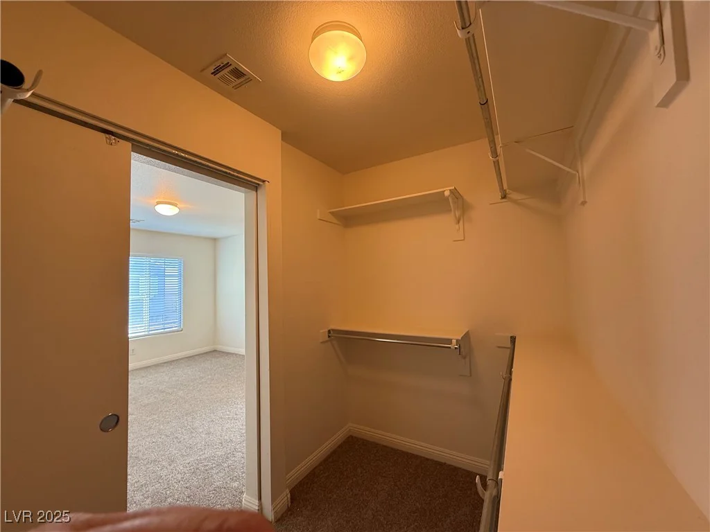 6546 Churnet Valley, Las Vegas, NV 89139