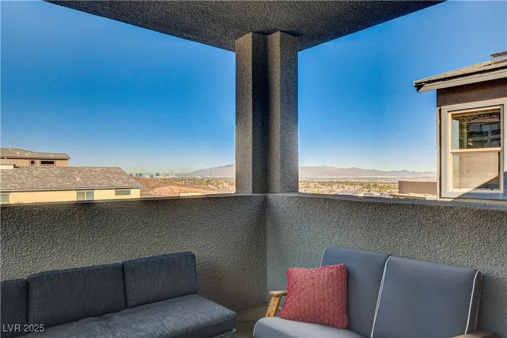 1968 Regal Bluff, Henderson, NV 89052