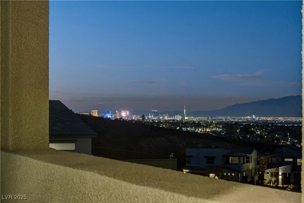 1968 Regal Bluff, Henderson, NV 89052
