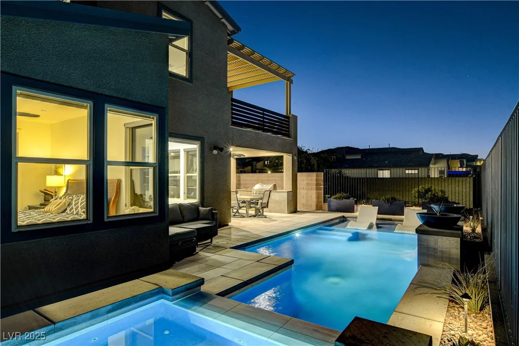 1968 Regal Bluff, Henderson, NV 89052
