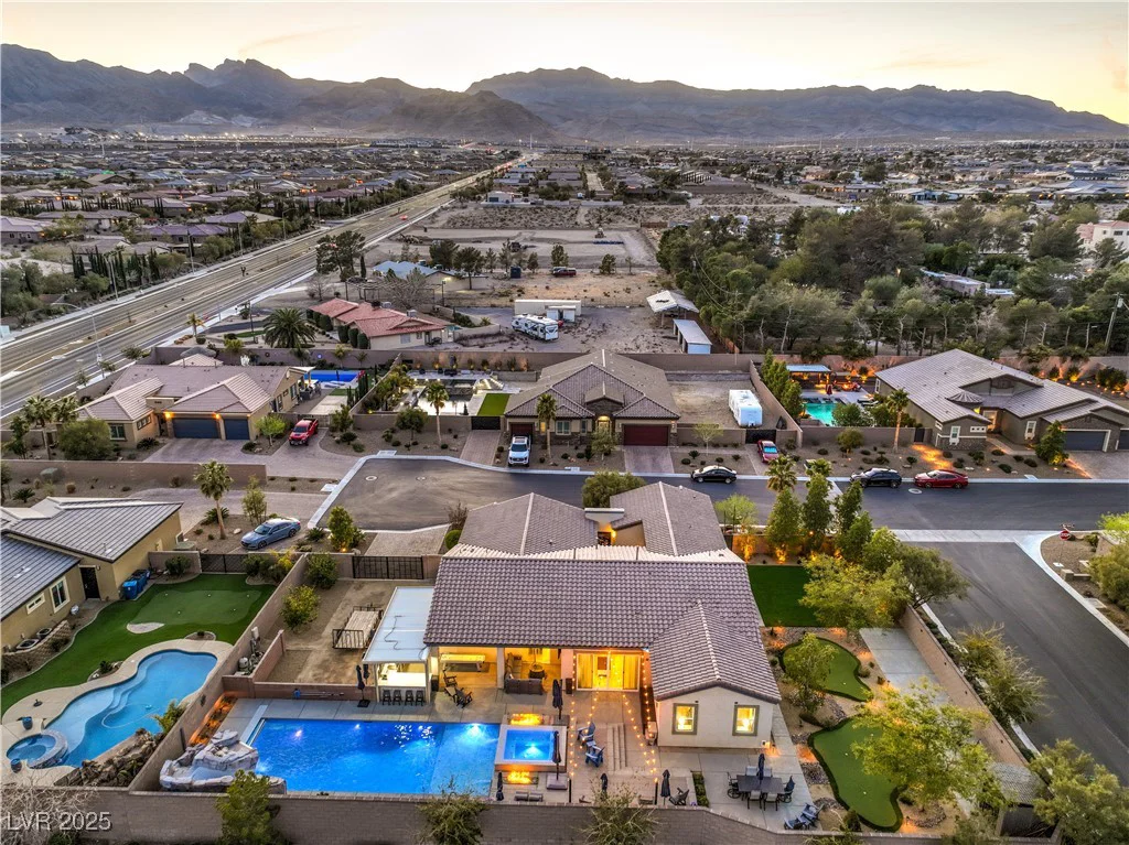 5640 Willow Canyon, Las Vegas, NV 89149