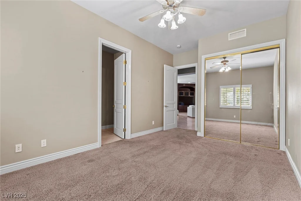 2101 Strada Mia, Las Vegas, NV 89117
