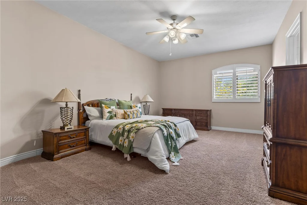 2101 Strada Mia, Las Vegas, NV 89117
