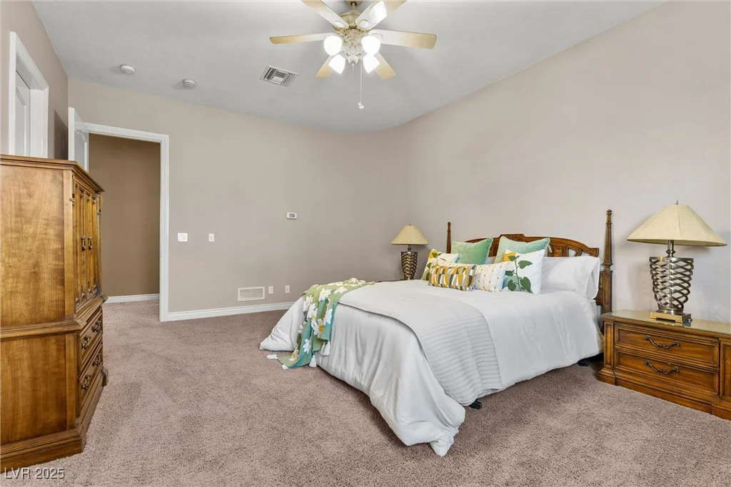 2101 Strada Mia, Las Vegas, NV 89117