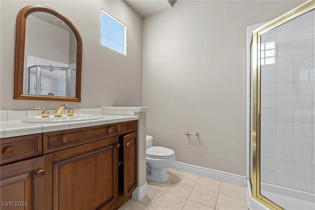 2101 Strada Mia, Las Vegas, NV 89117