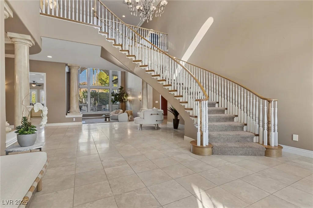 2101 Strada Mia, Las Vegas, NV 89117