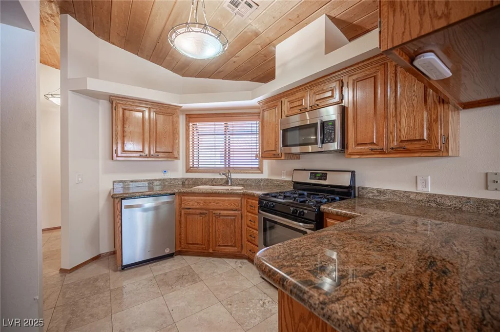 7913 Sailboat, Las Vegas, NV 89145