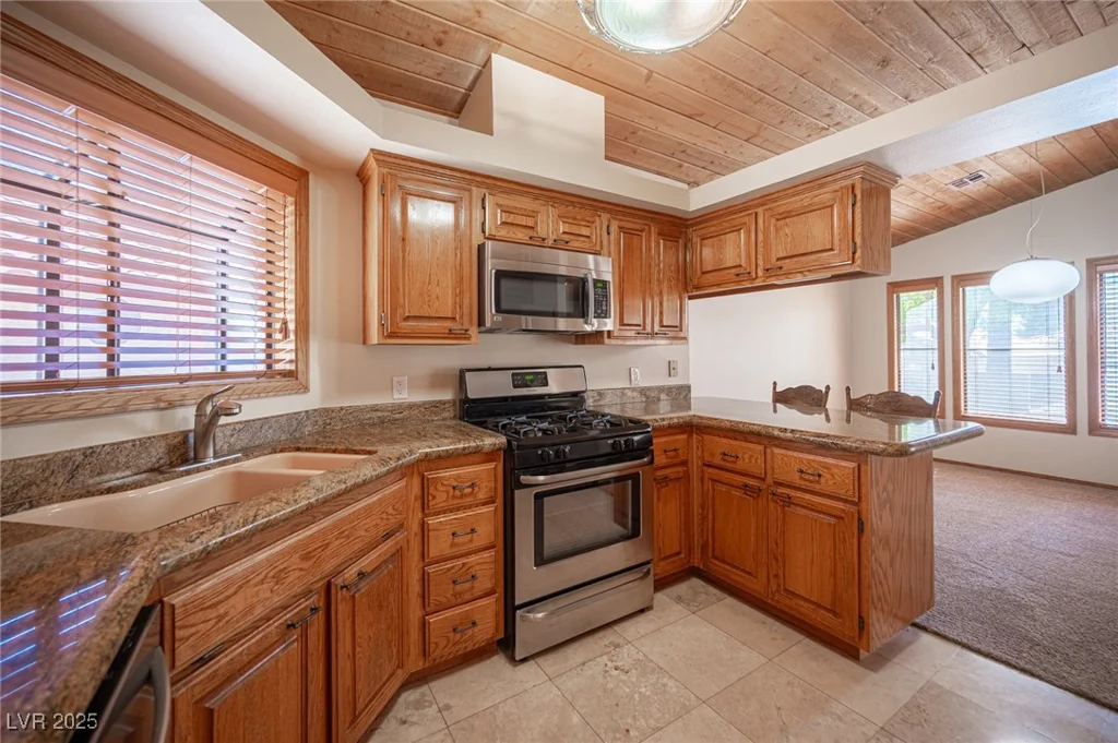 7913 Sailboat, Las Vegas, NV 89145