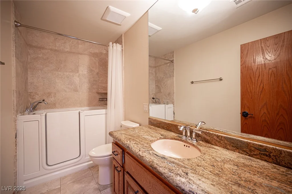 7913 Sailboat, Las Vegas, NV 89145