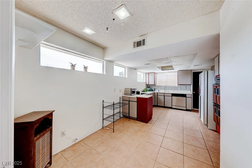 9010 Lone Mountain, Las Vegas, NV 89129
