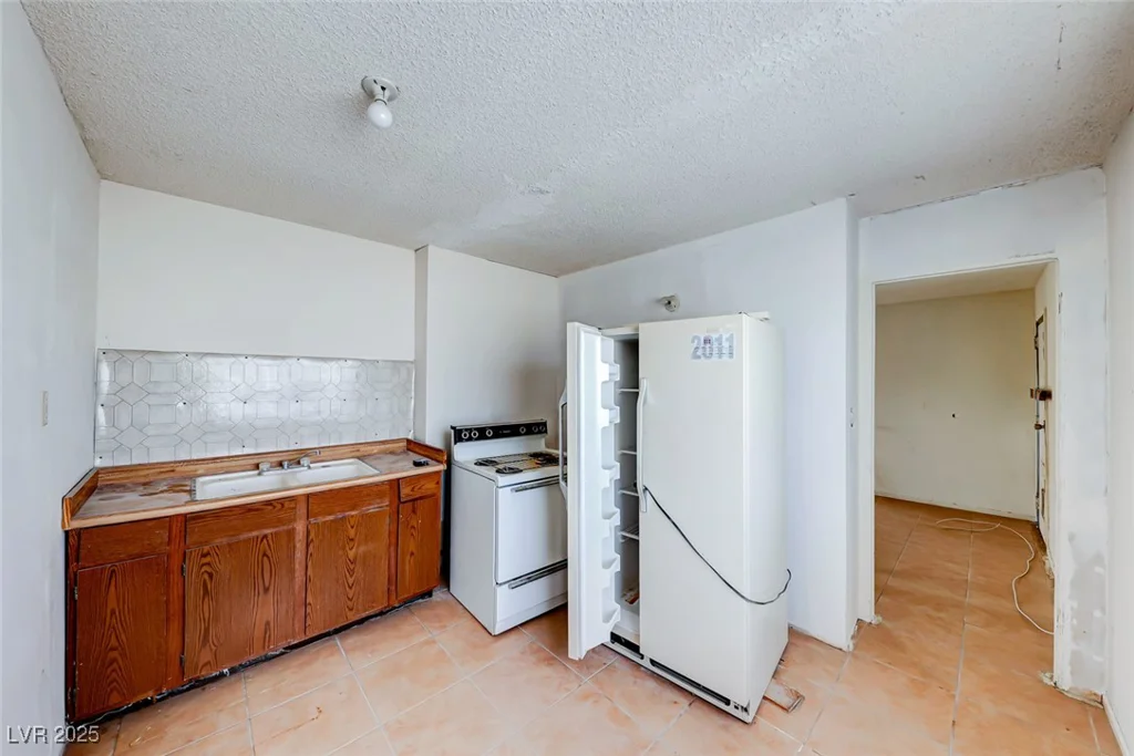 9010 Lone Mountain, Las Vegas, NV 89129