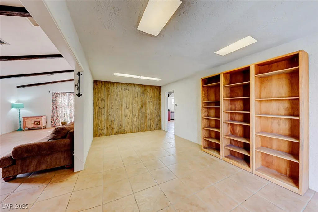 9010 Lone Mountain, Las Vegas, NV 89129