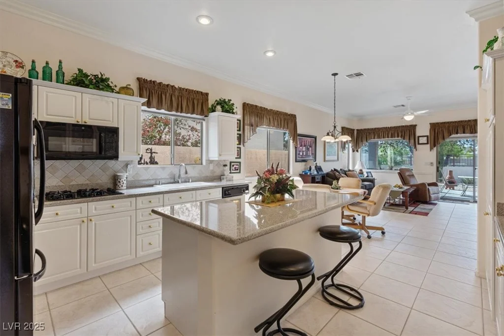 10563 Sunblower, Las Vegas, NV 89135