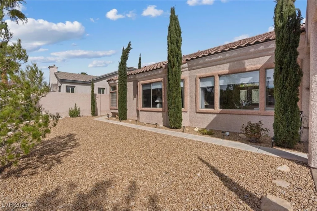 10563 Sunblower, Las Vegas, NV 89135