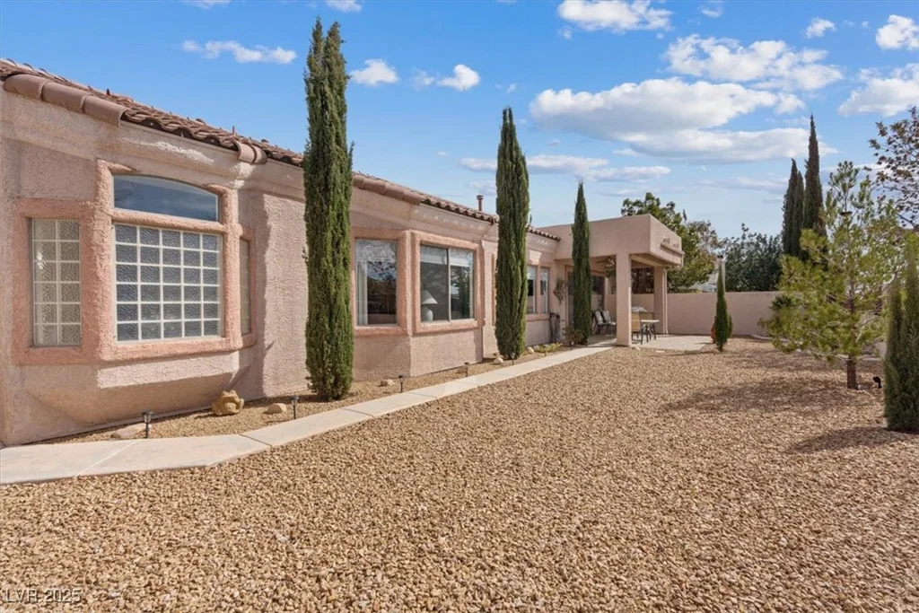 10563 Sunblower, Las Vegas, NV 89135