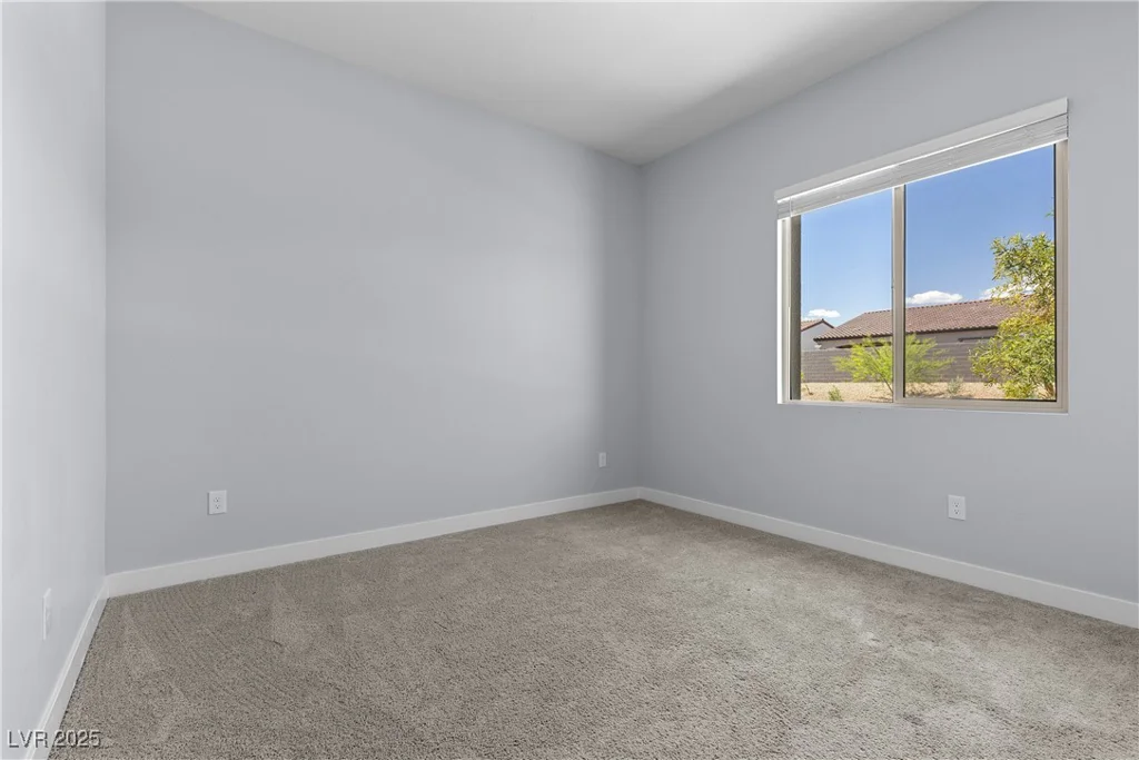 10158 Super Jovian, Las Vegas, NV 89143