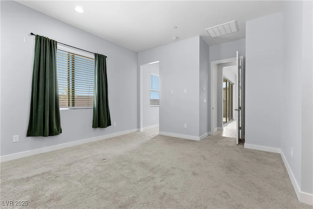 10158 Super Jovian, Las Vegas, NV 89143
