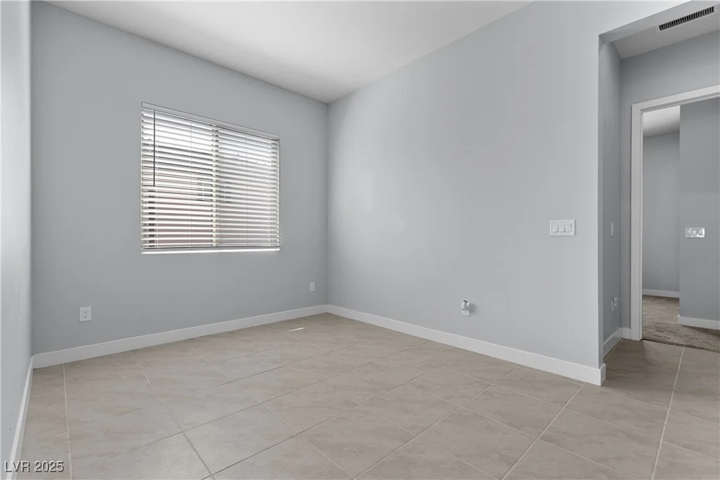 10158 Super Jovian, Las Vegas, NV 89143