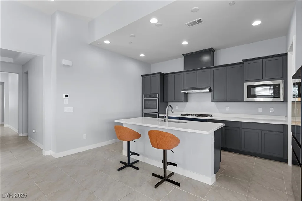 10158 Super Jovian, Las Vegas, NV 89143