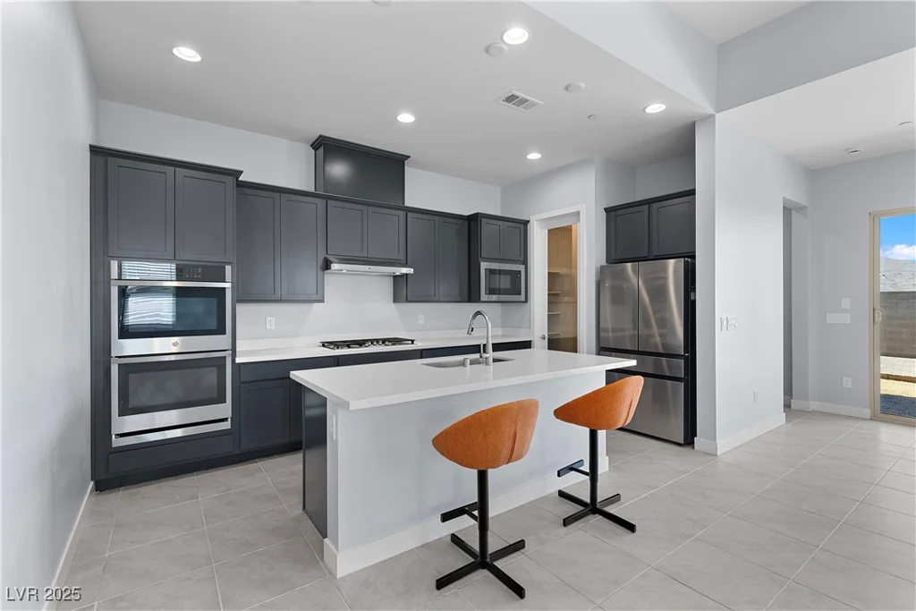 10158 Super Jovian, Las Vegas, NV 89143