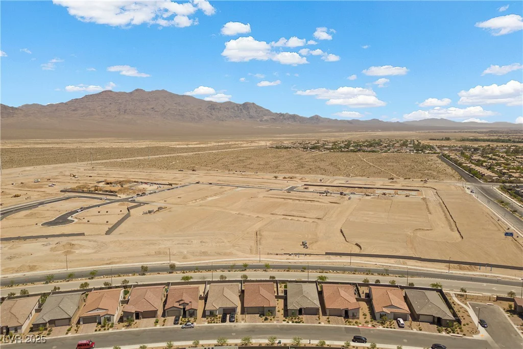 10158 Super Jovian, Las Vegas, NV 89143