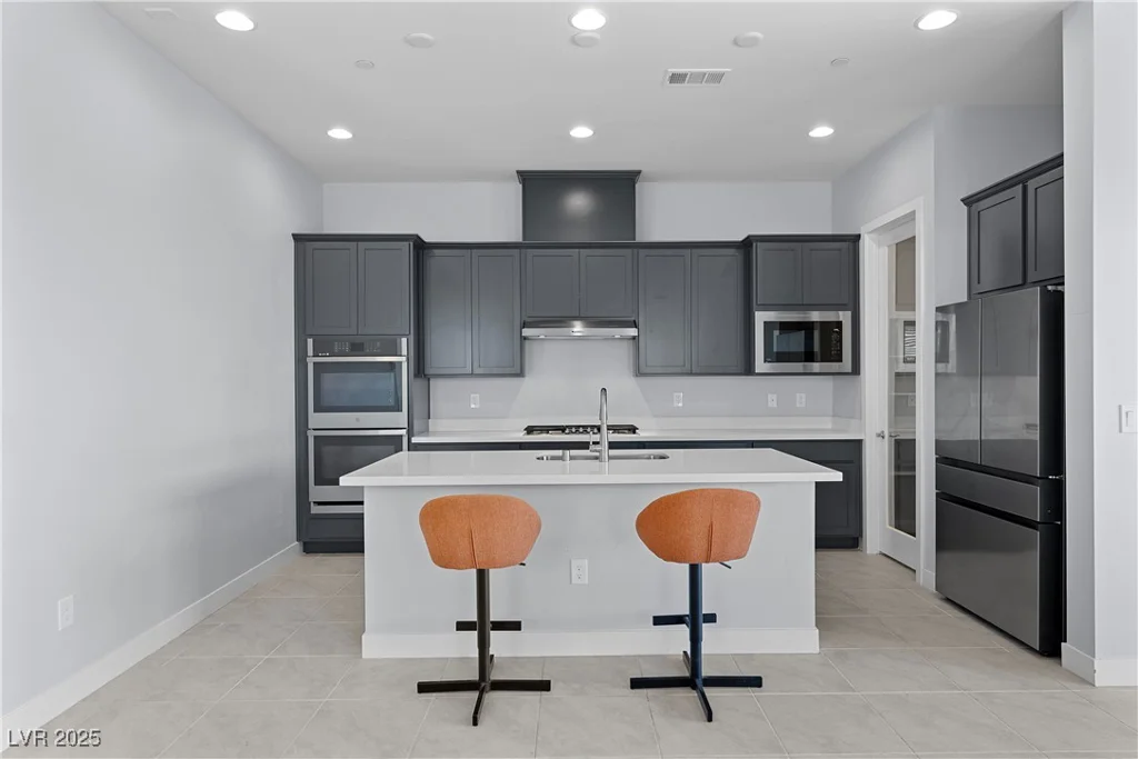 10158 Super Jovian, Las Vegas, NV 89143