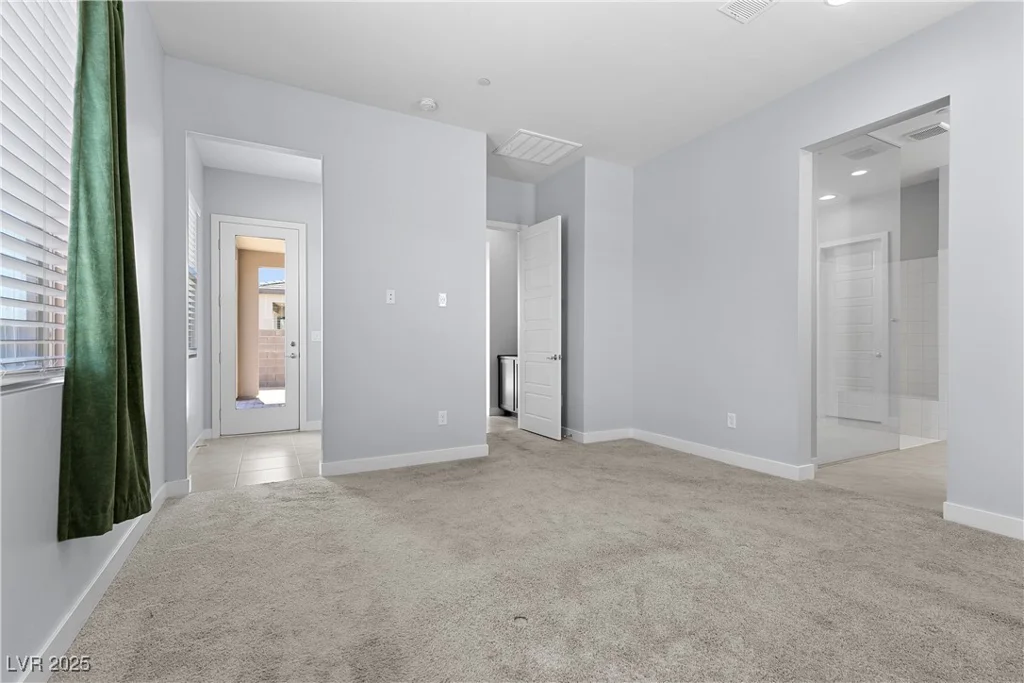 10158 Super Jovian, Las Vegas, NV 89143