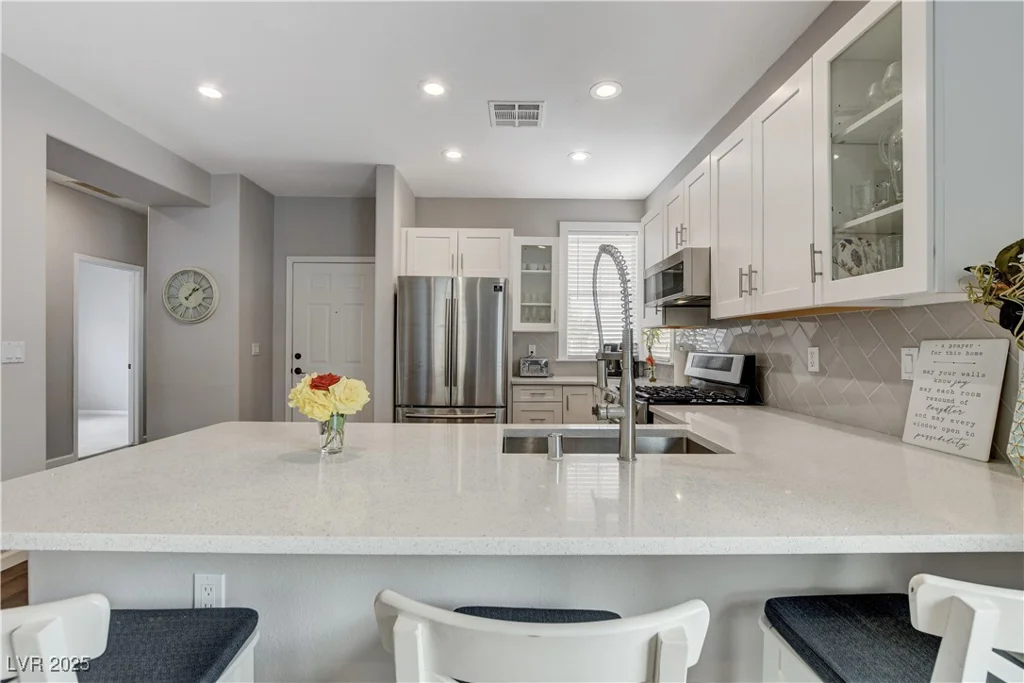2613 Country Mile, Las Vegas, NV 89135