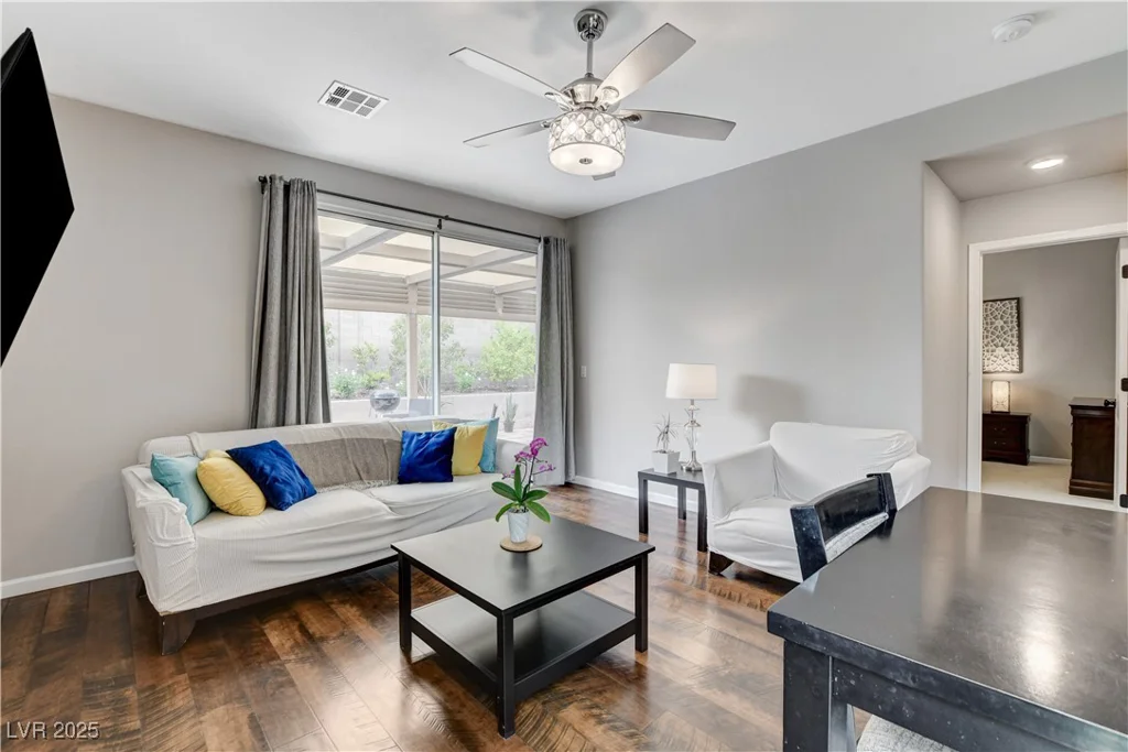2613 Country Mile, Las Vegas, NV 89135