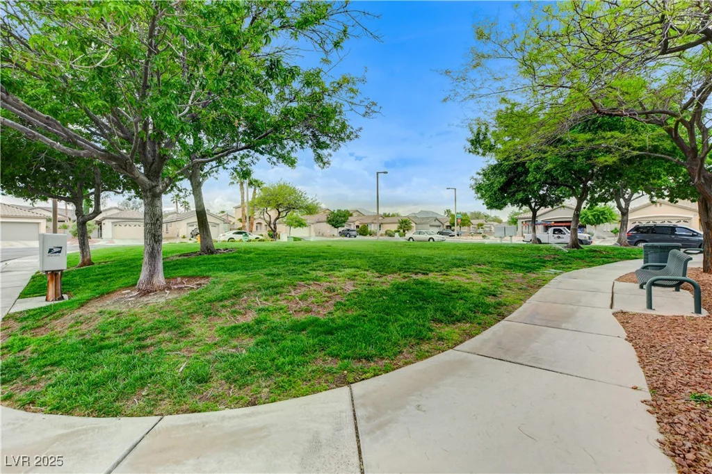 2613 Country Mile, Las Vegas, NV 89135