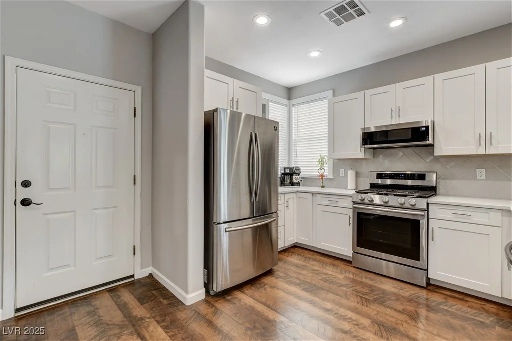 2613 Country Mile, Las Vegas, NV 89135