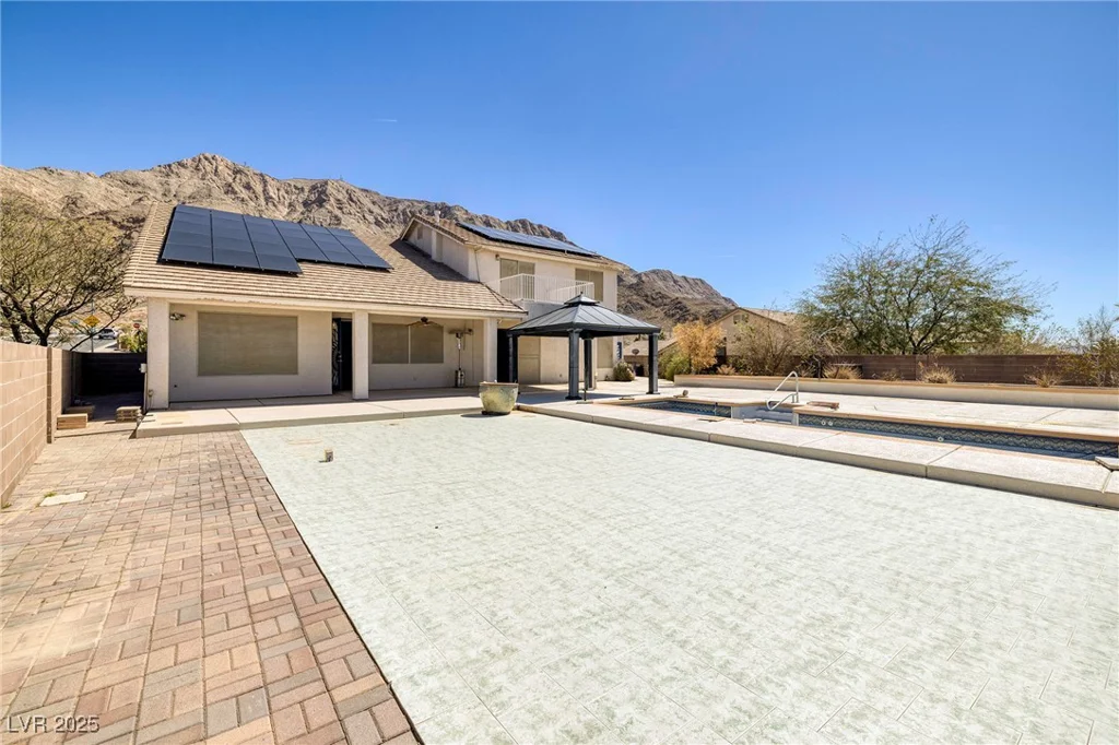 979 Evening Dew, Las Vegas, NV 89110