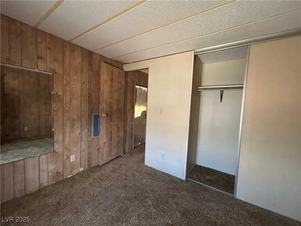 210 Bonnie Claire, Pahrump, NV 89048