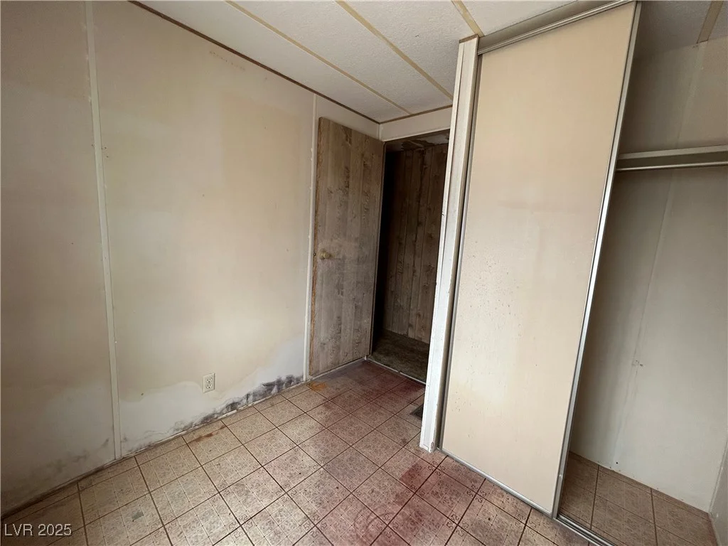 210 Bonnie Claire, Pahrump, NV 89048