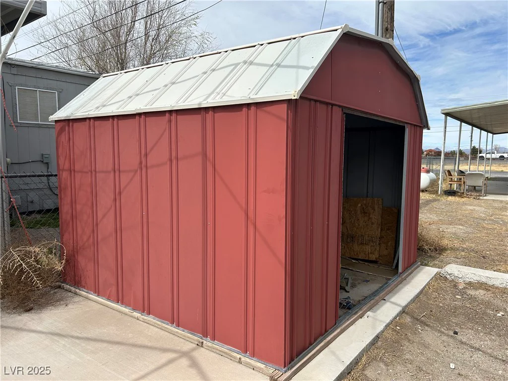 210 Bonnie Claire, Pahrump, NV 89048