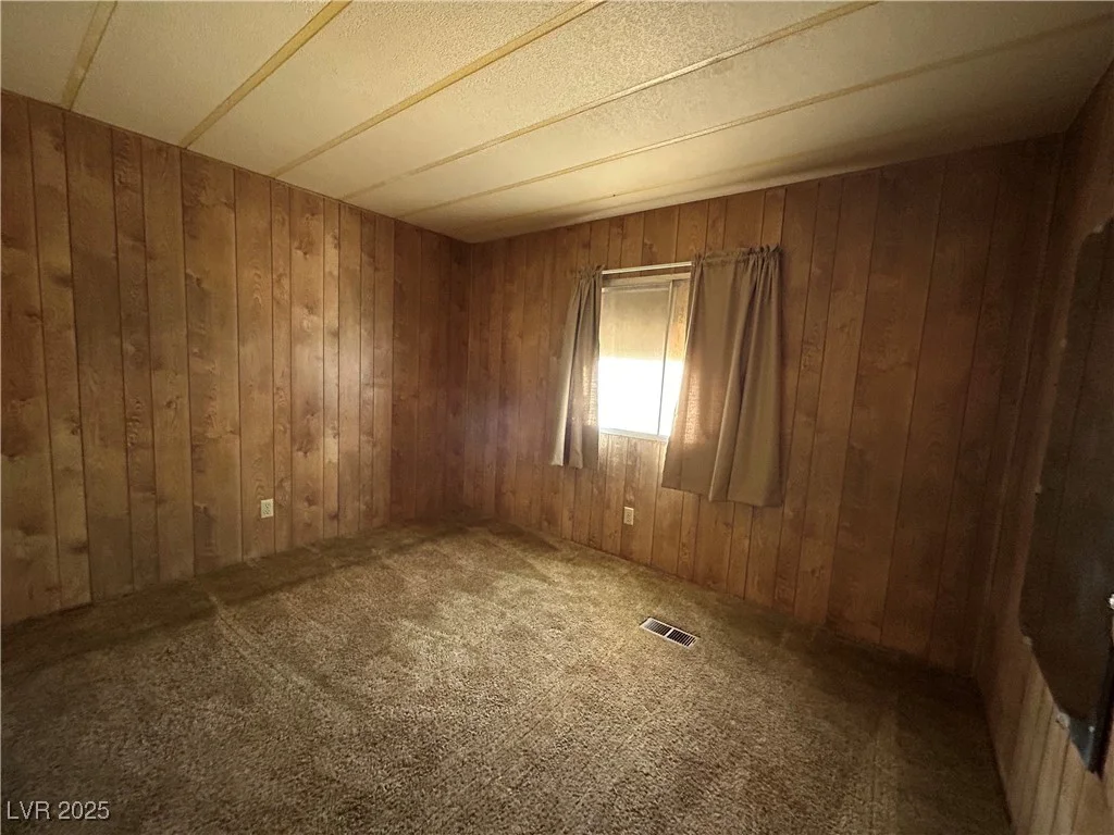 210 Bonnie Claire, Pahrump, NV 89048