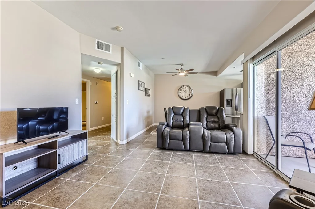 830 Carnegie, Henderson, NV 89052