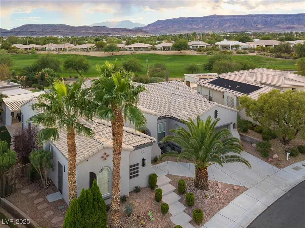 10261 Largo Sassetta, Las Vegas, NV 89135
