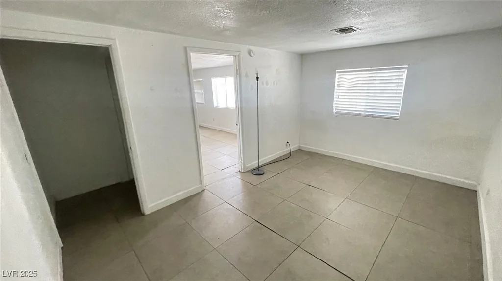 1308 Harriet, Las Vegas, NV 89101