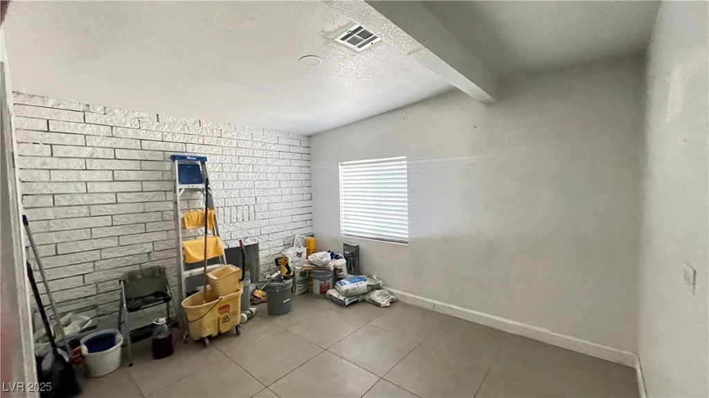 1308 Harriet, Las Vegas, NV 89101