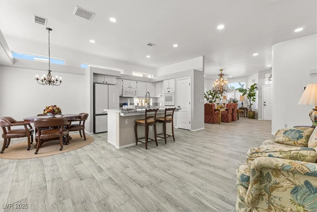 2163 Fountain Springs, Henderson, NV 89074