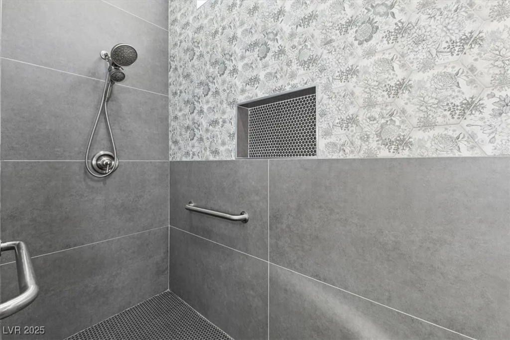 2163 Fountain Springs, Henderson, NV 89074