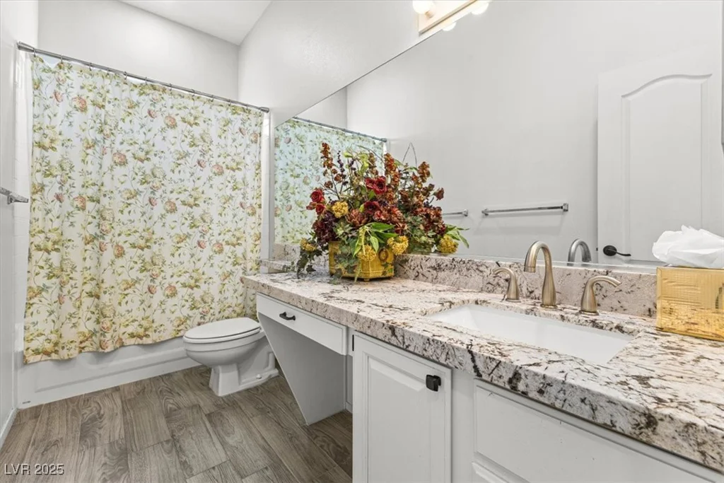 2163 Fountain Springs, Henderson, NV 89074