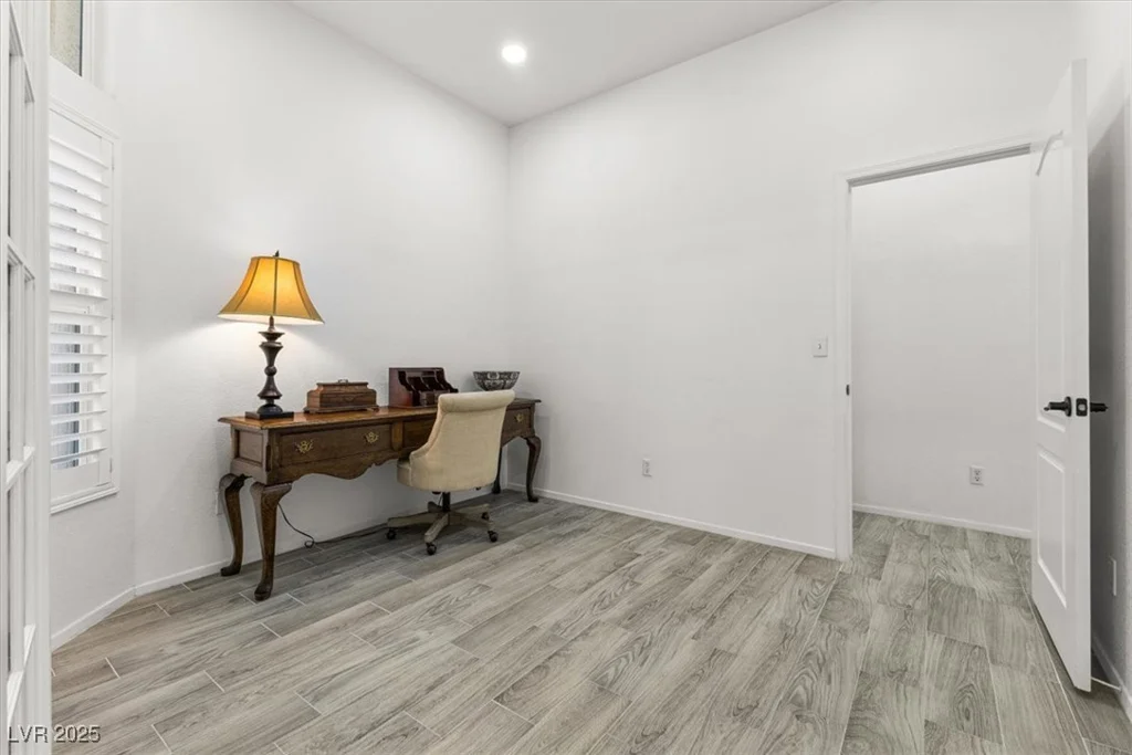 2163 Fountain Springs, Henderson, NV 89074