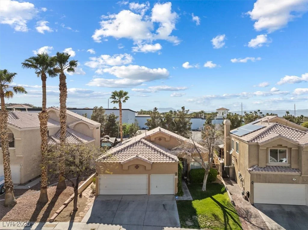 2163 Fountain Springs, Henderson, NV 89074